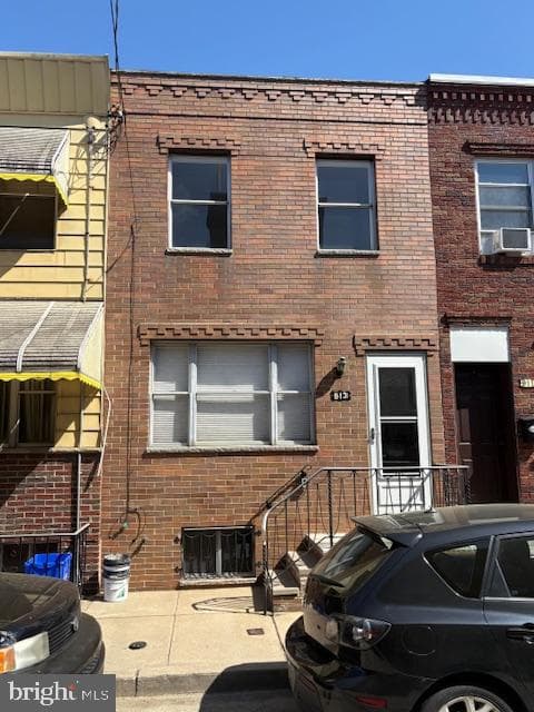913 McClellan Street, Philadelphia