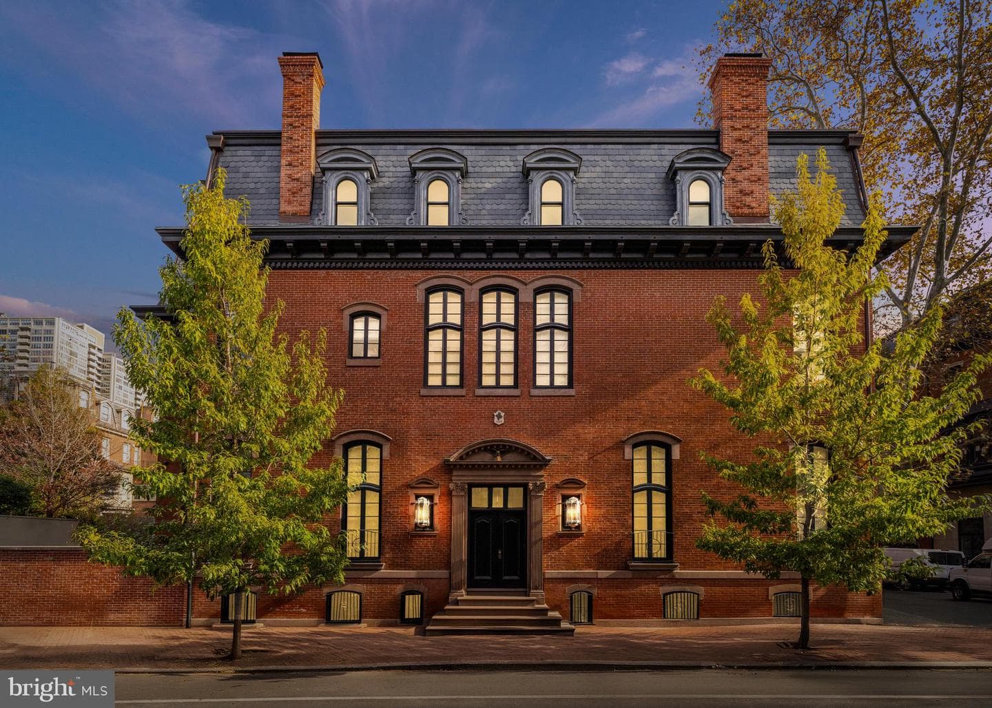 2041 Delancey Place, Philadelphia