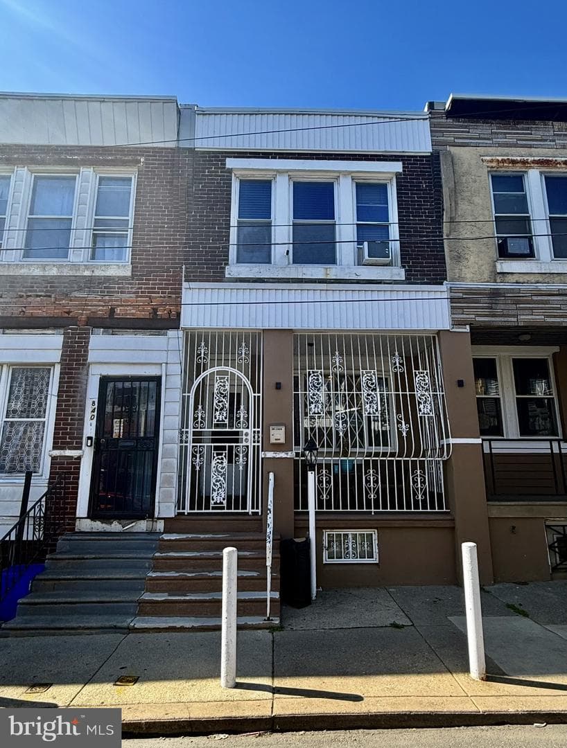 838 E Schiller St, Philadelphia