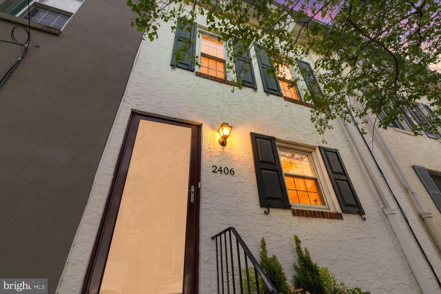 2406 Aspen Street photo 1