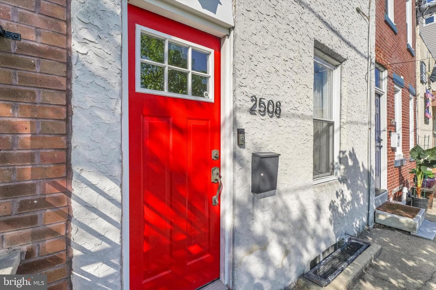 2508 E Sergeant Street