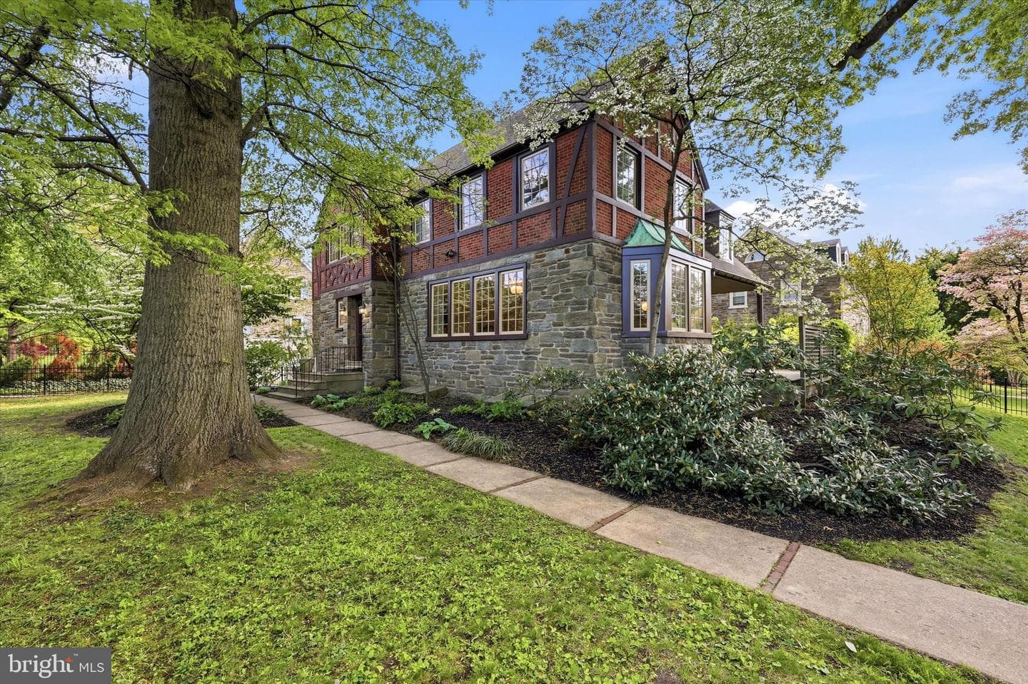 512 Woodbrook Lane