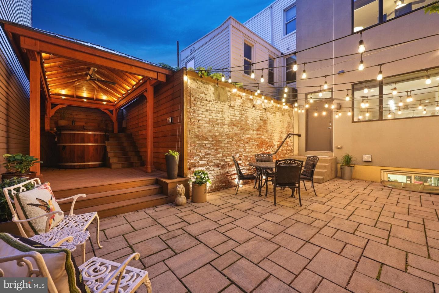 1724 Tulip Street photo 1