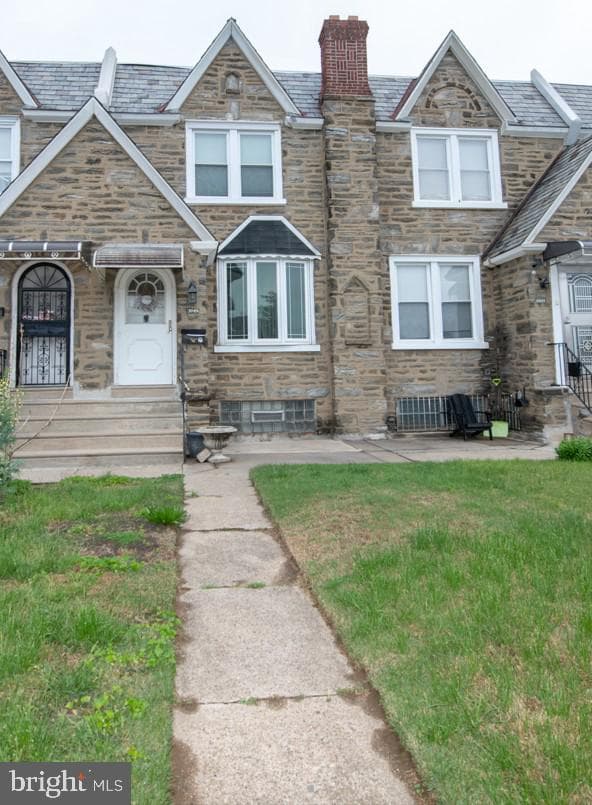 3049 Magee Avenue photo 1