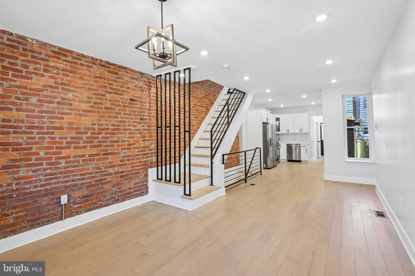 2984 Cedar Street photo 1