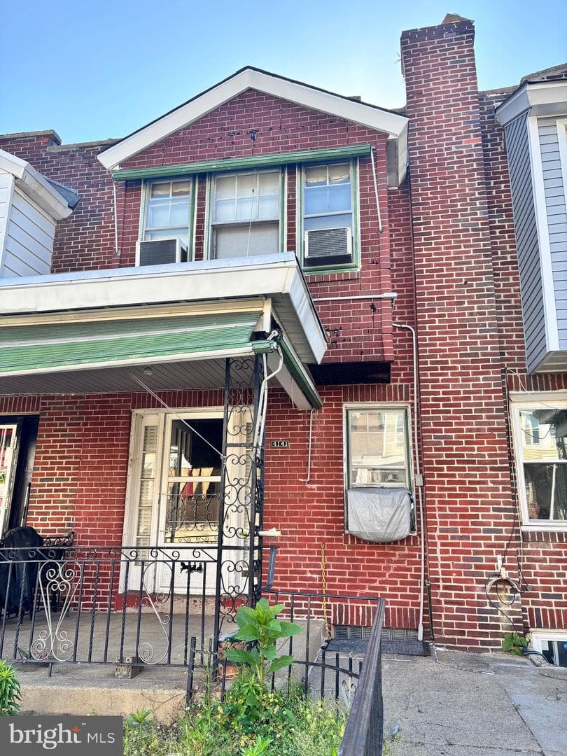4141 Markland Street photo 1