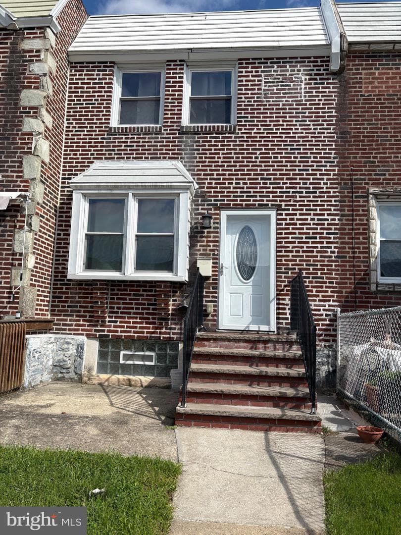 7151 Akron Street, Philadelphia