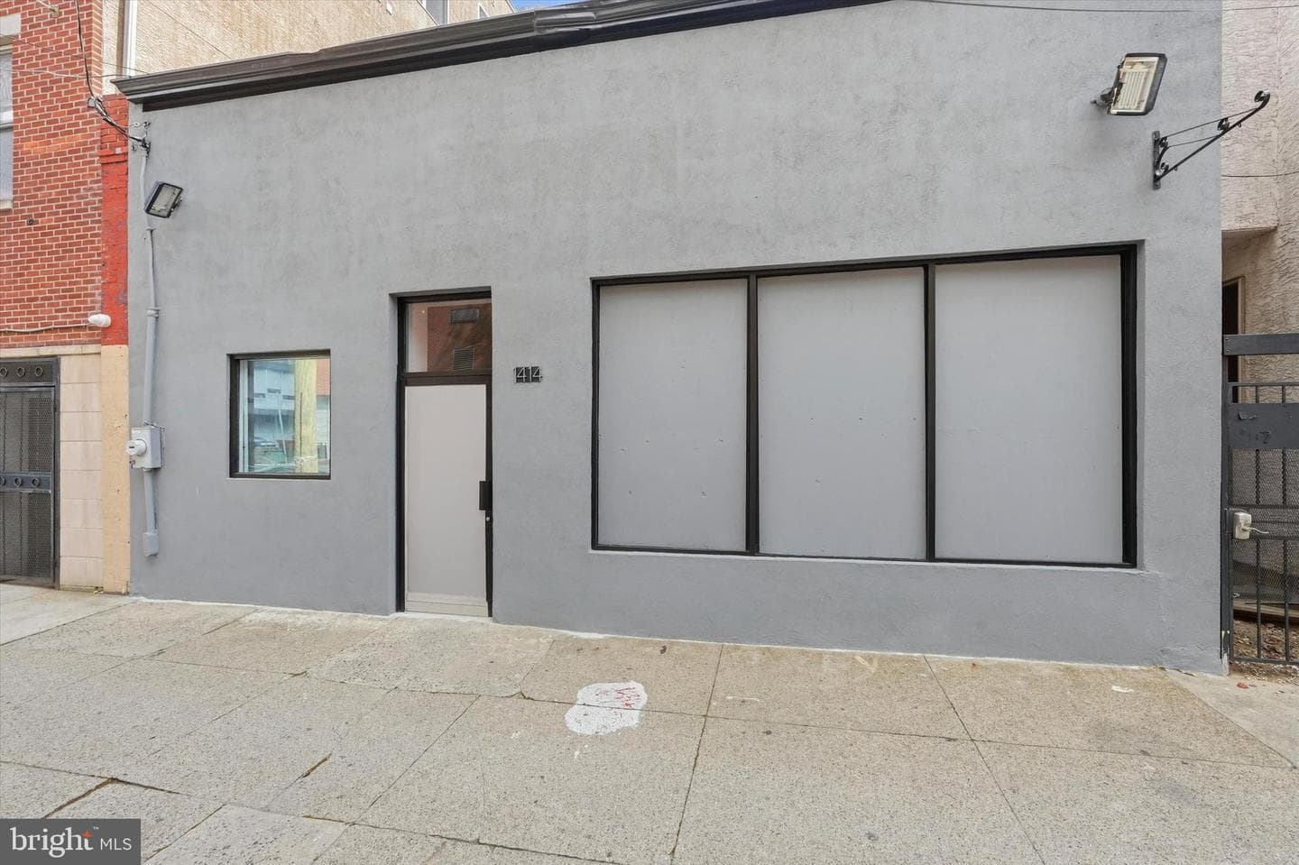 1414 W Oxford Street