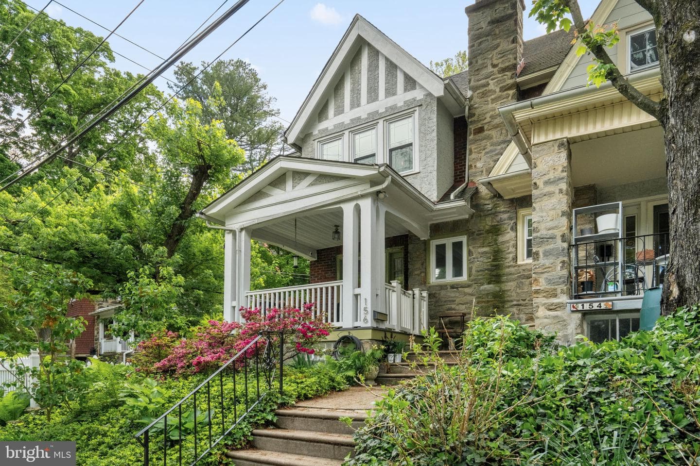 156 E Roumfort Road photo 1