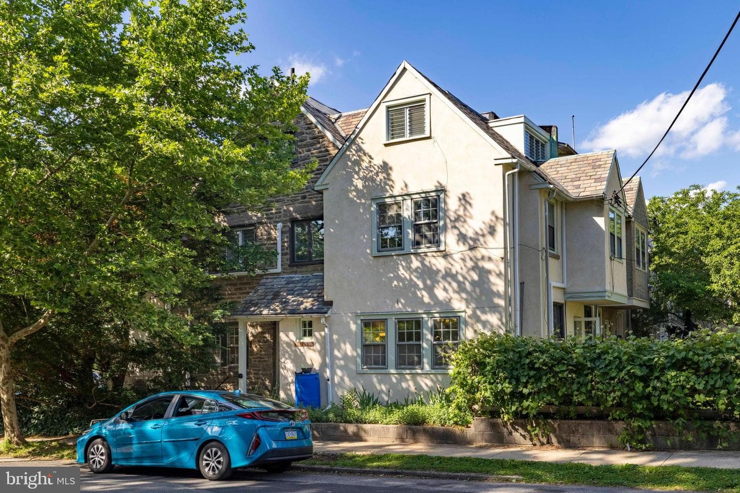 554 W Ellet Street