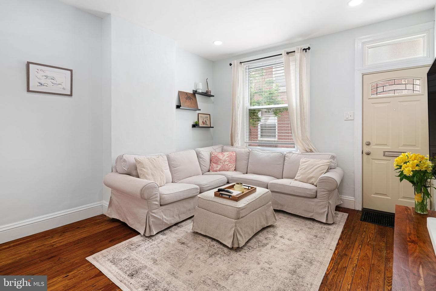 9 Willig Avenue photo 1