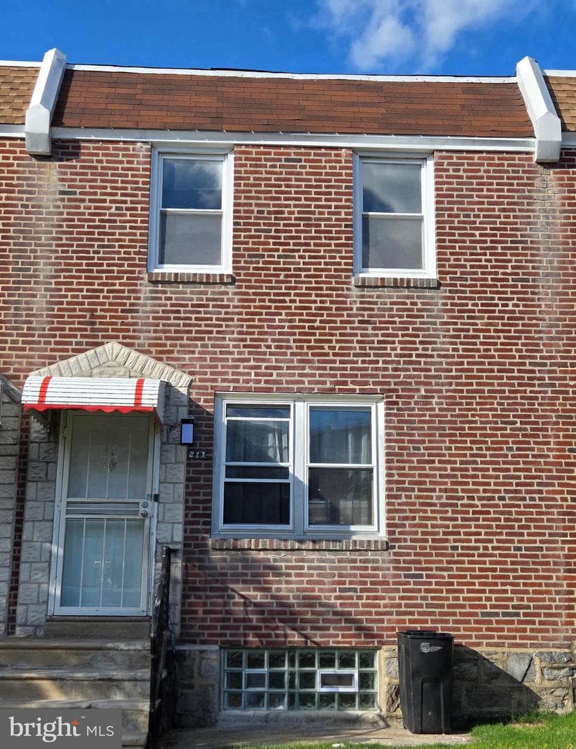 211 Lardner Street