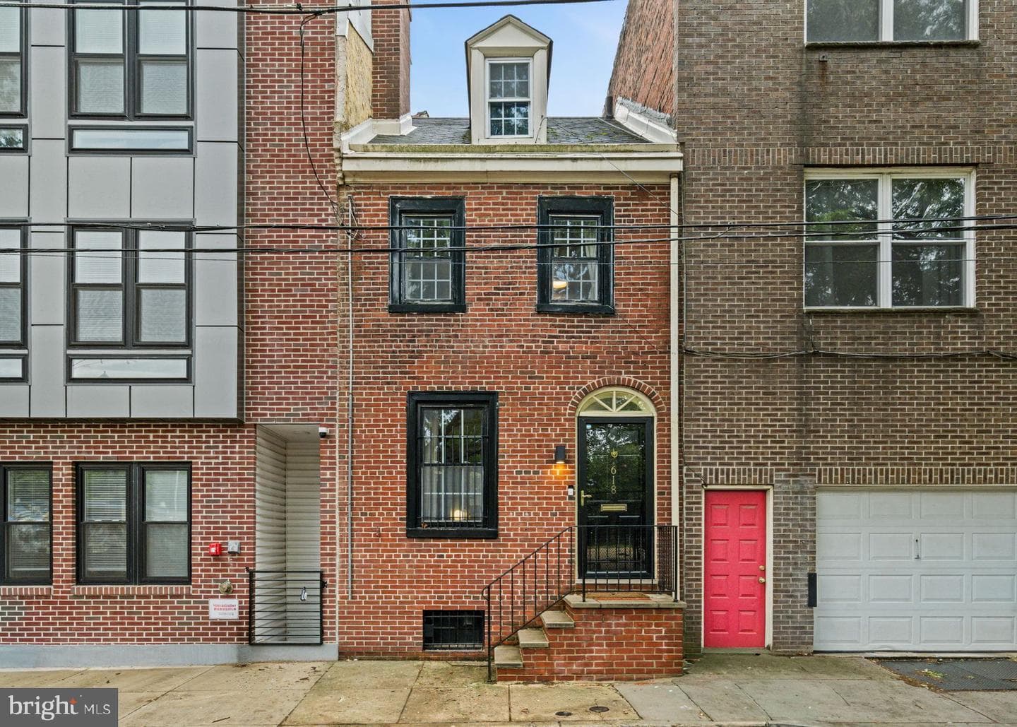 618 Rodman Street photo 1