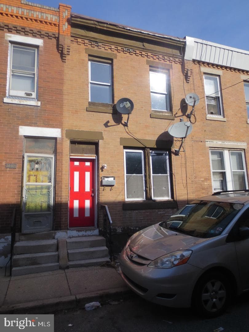 2821 Winton Street, Philadelphia