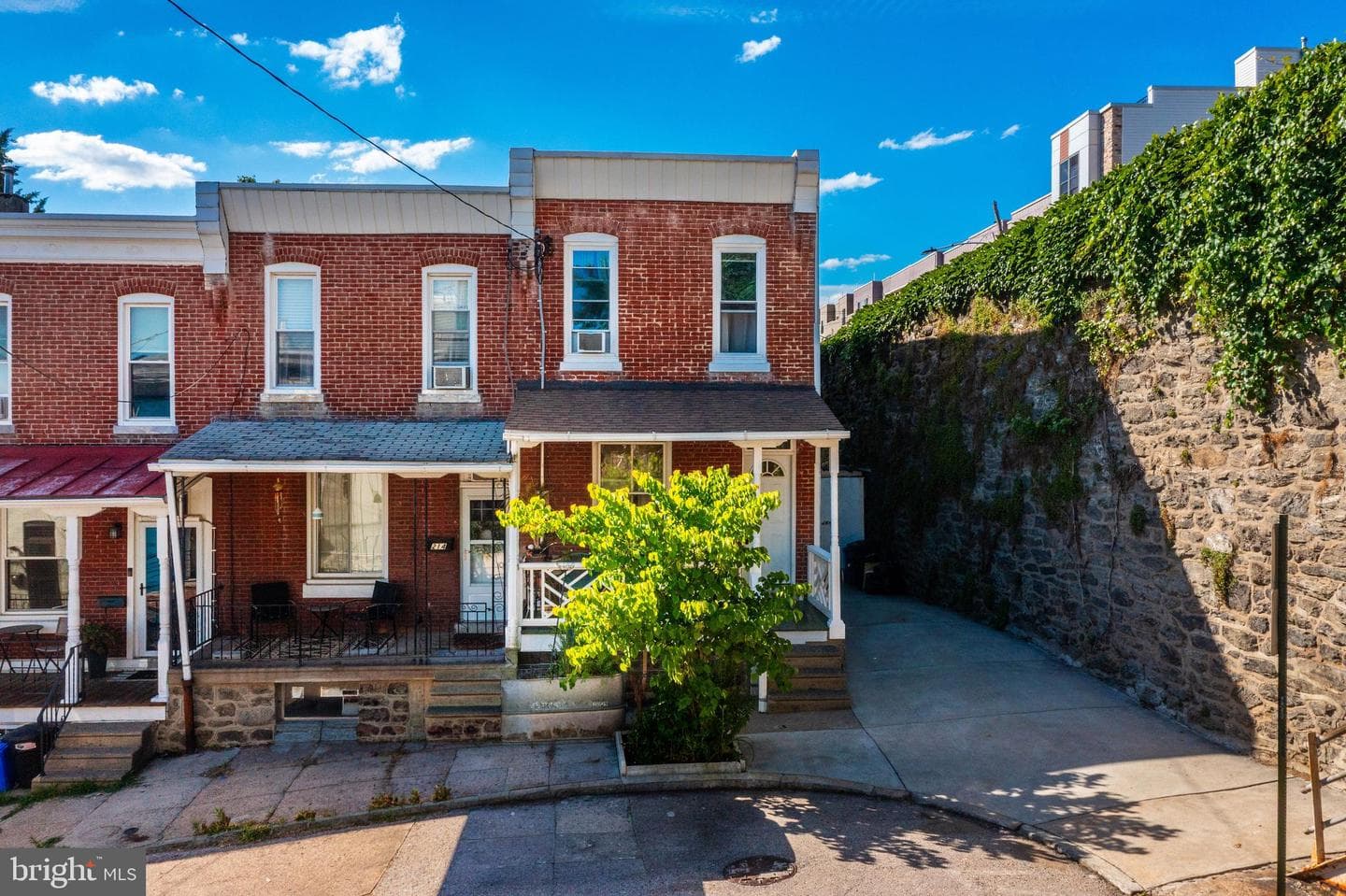 216 East Street