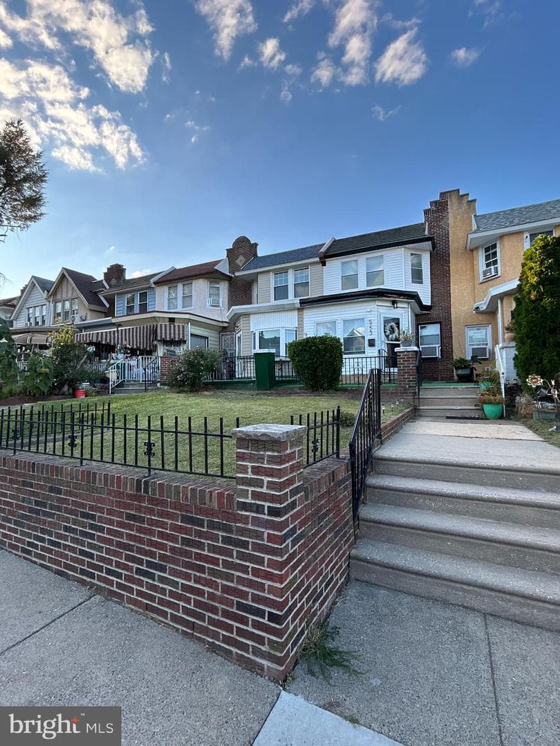 5223 Diamond Street, Philadelphia