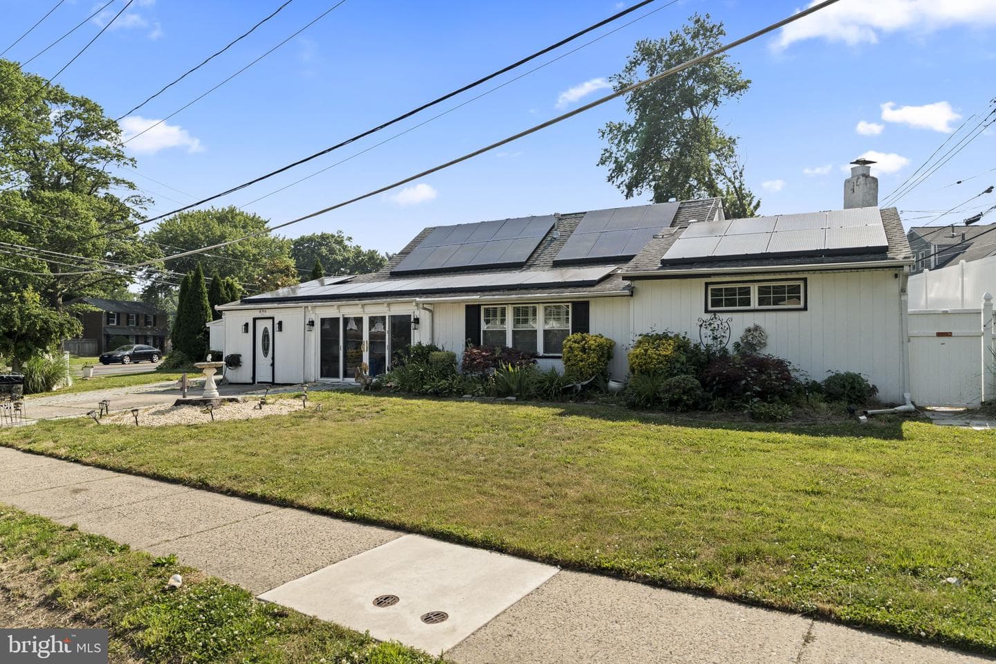 896 Pine Hill Rd, Philadelphia