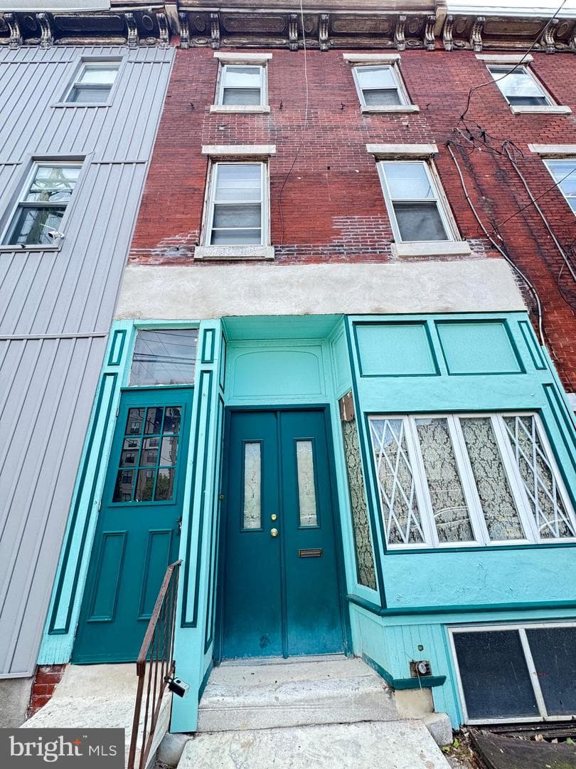 110 Diamond Street, Philadelphia