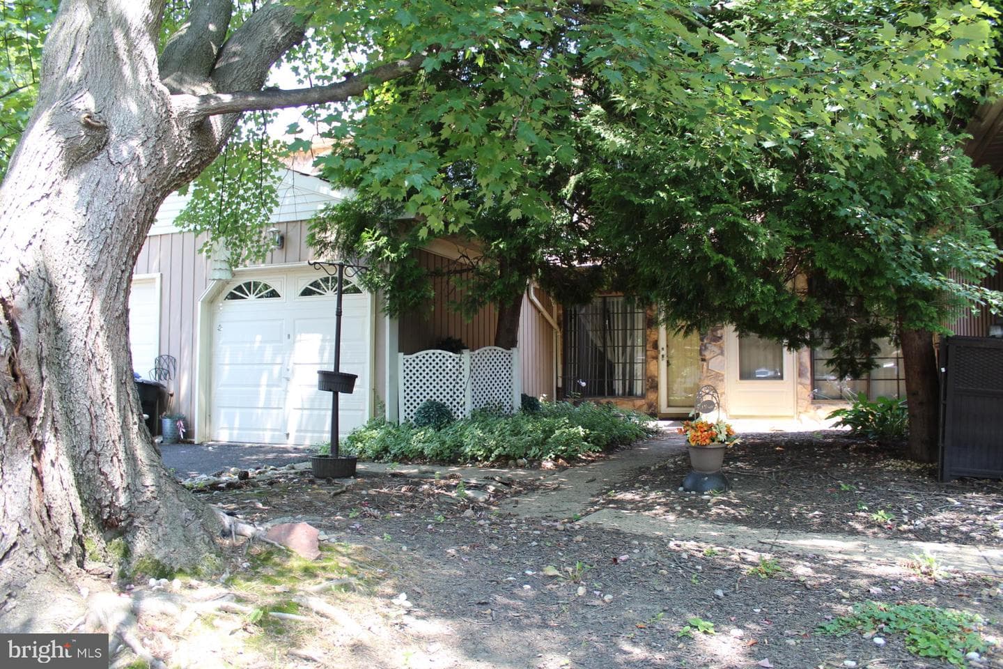 1107 Stewart Place