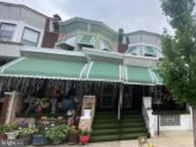 3835 N 19th Street photo 1