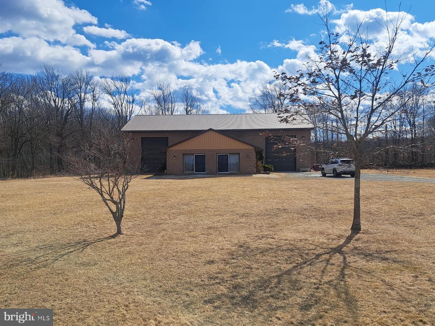114 Farmhouse Drive photo 1