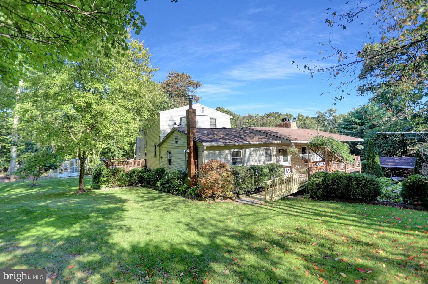 650 Bucks Church Road photo 1