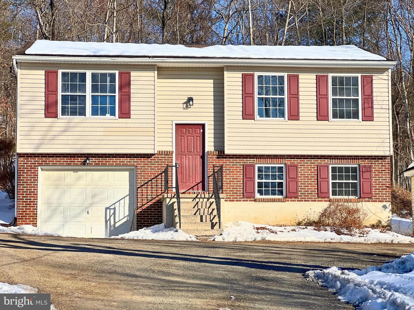 502 Mahanoy Valley Road photo 1