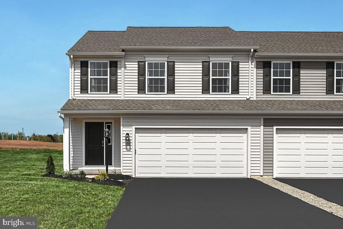 105 Easton Drive #lot 19 photo 1