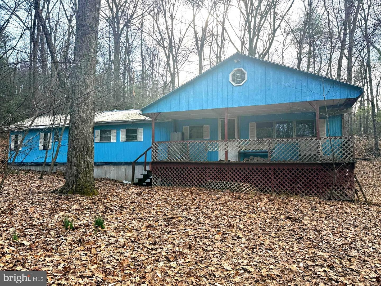 228 Pinebrook Drive, Newport