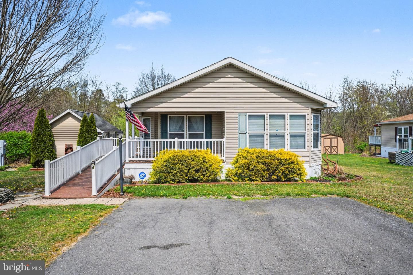 6 Meadowview Drive