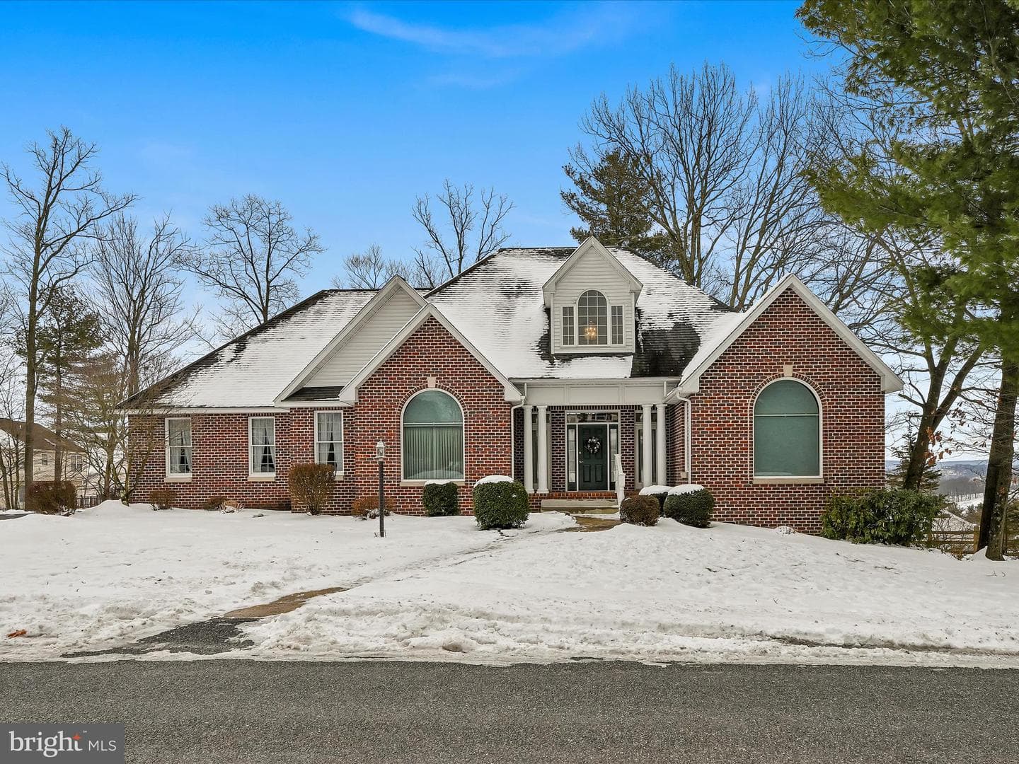 703 Centerfield Drive photo 1