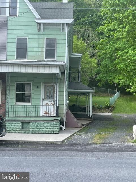 3077 Main photo 1