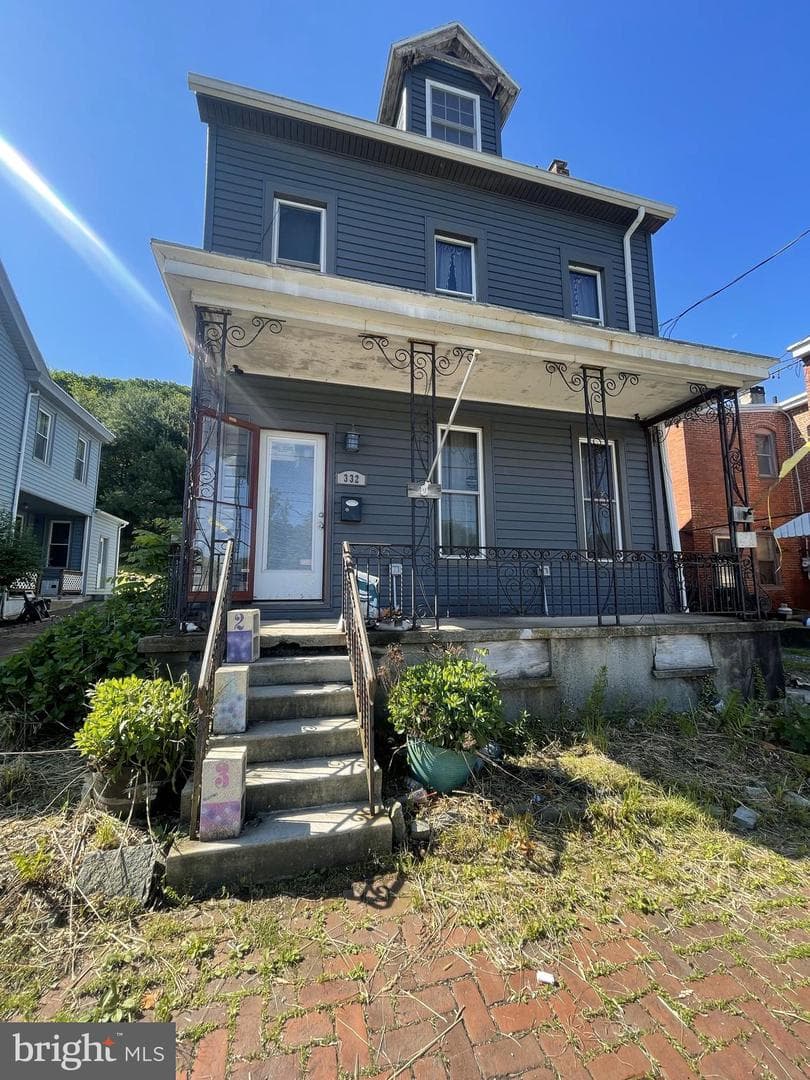 332 W Bacon Street photo 1
