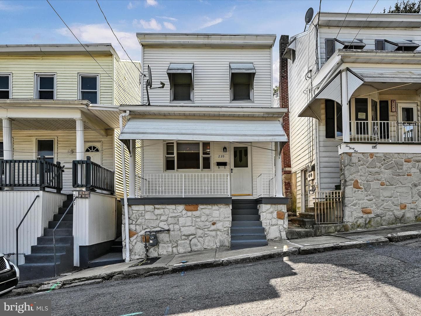 239 Pierce Street photo 1