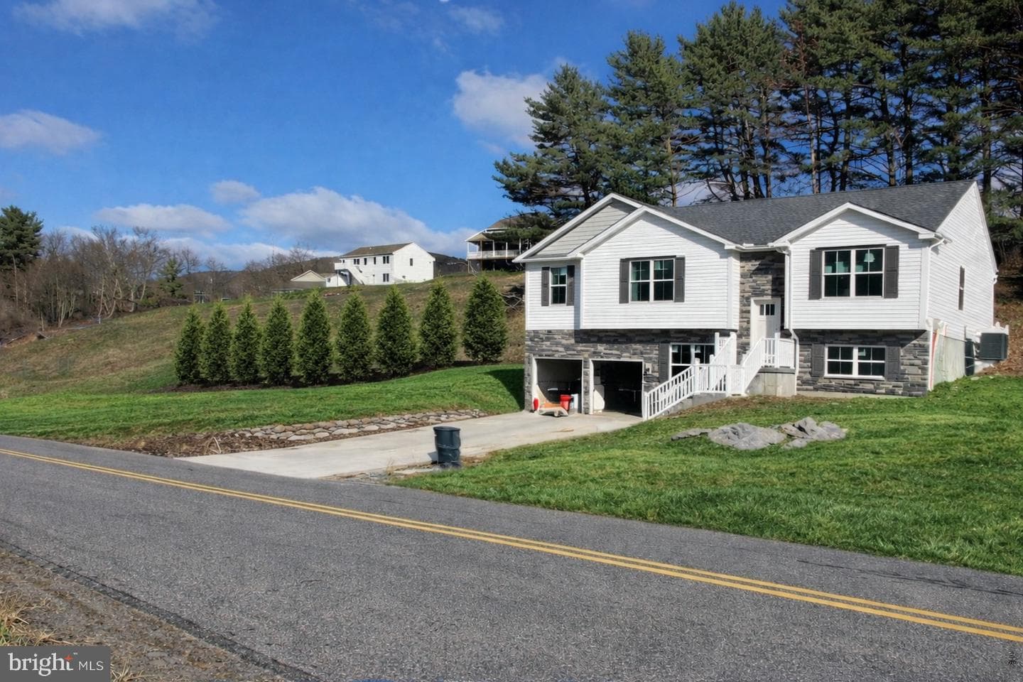 9 Country Club Road photo 1