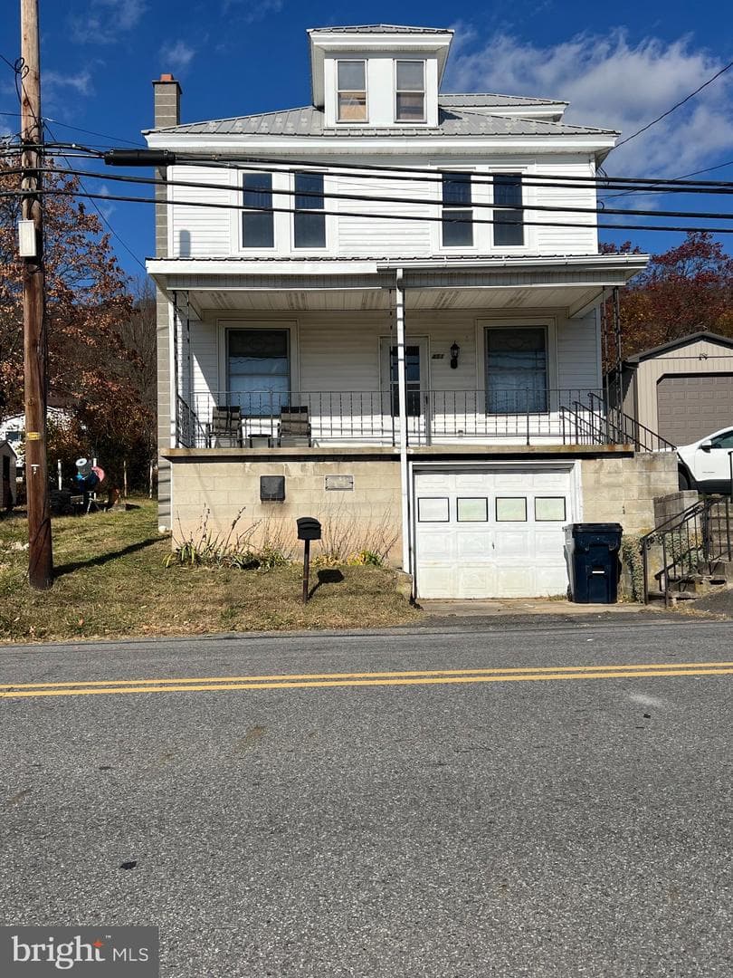 451 Main Street photo 1
