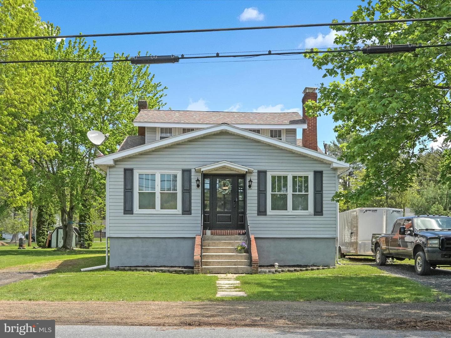 212 Lake Front Drive photo 1