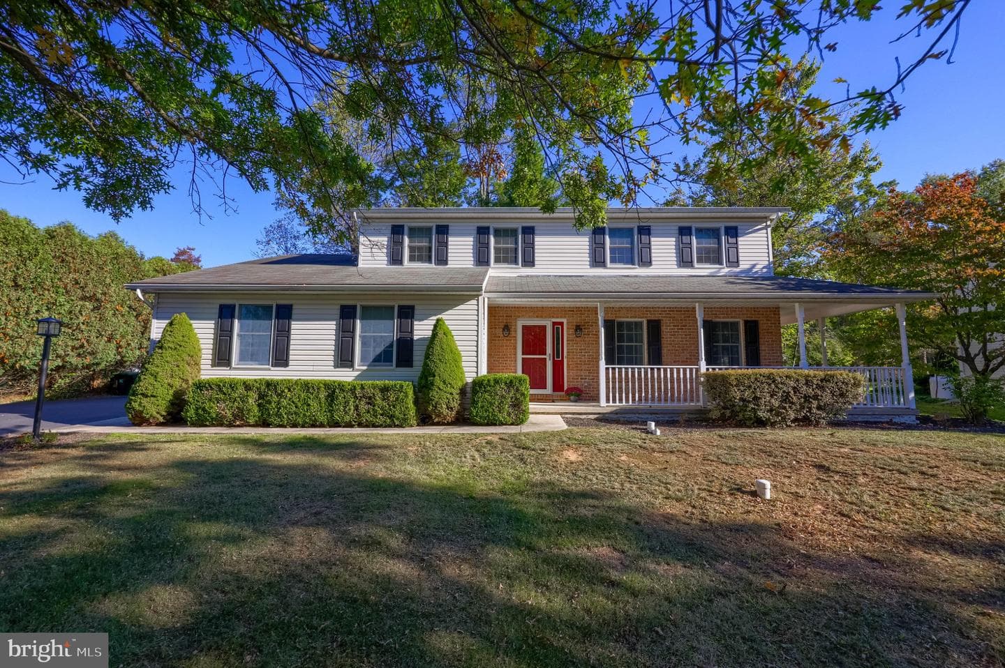 1027 Ridgeview Drive photo 1