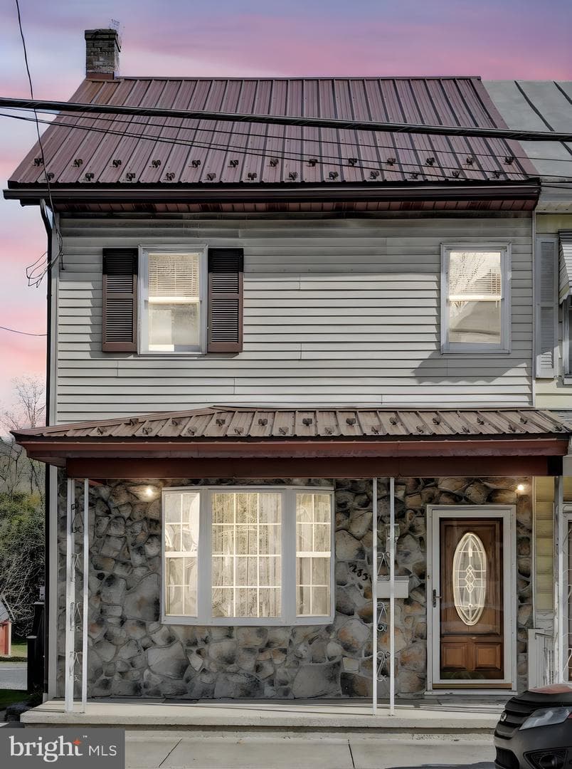 283 S Tulpehocken Street photo 1