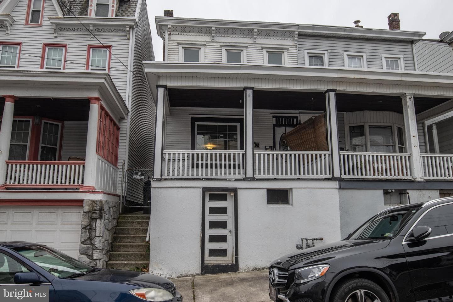 1317 W Norwegian Street