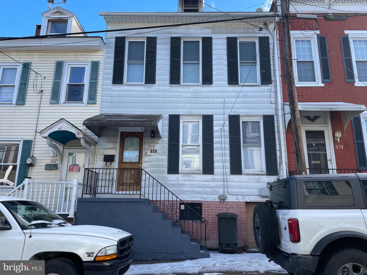 809 W Norwegian Street