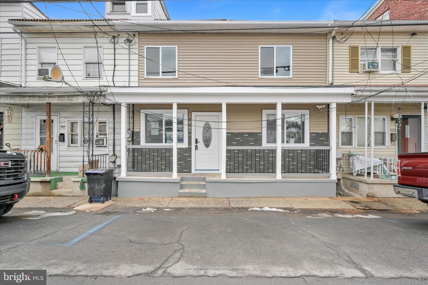 442 Lewis Street photo 1