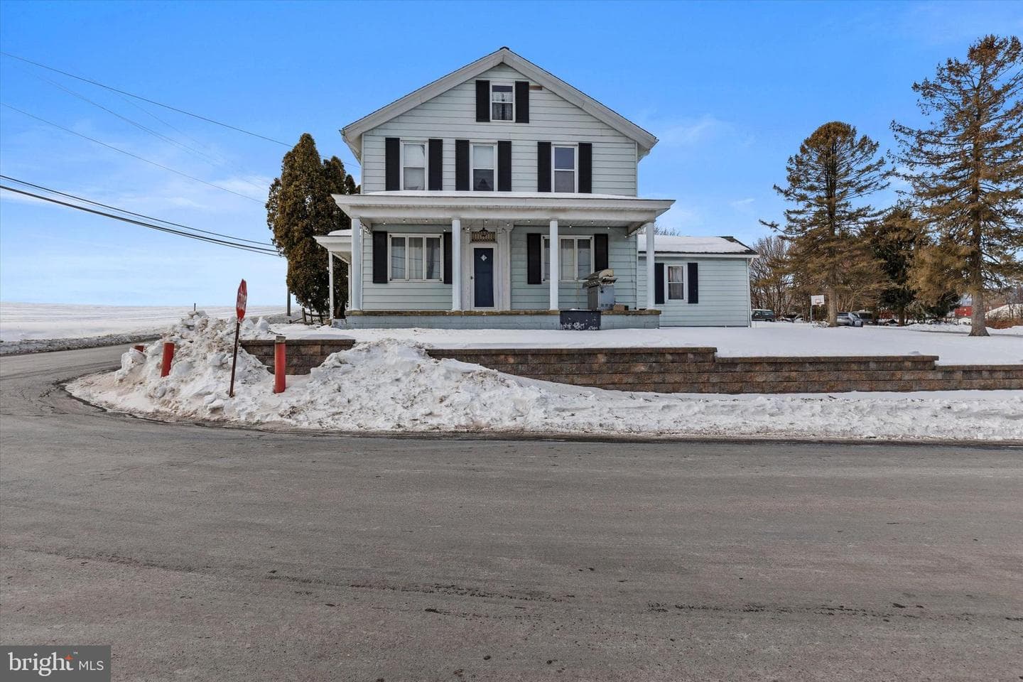 501 Valley Road photo 1