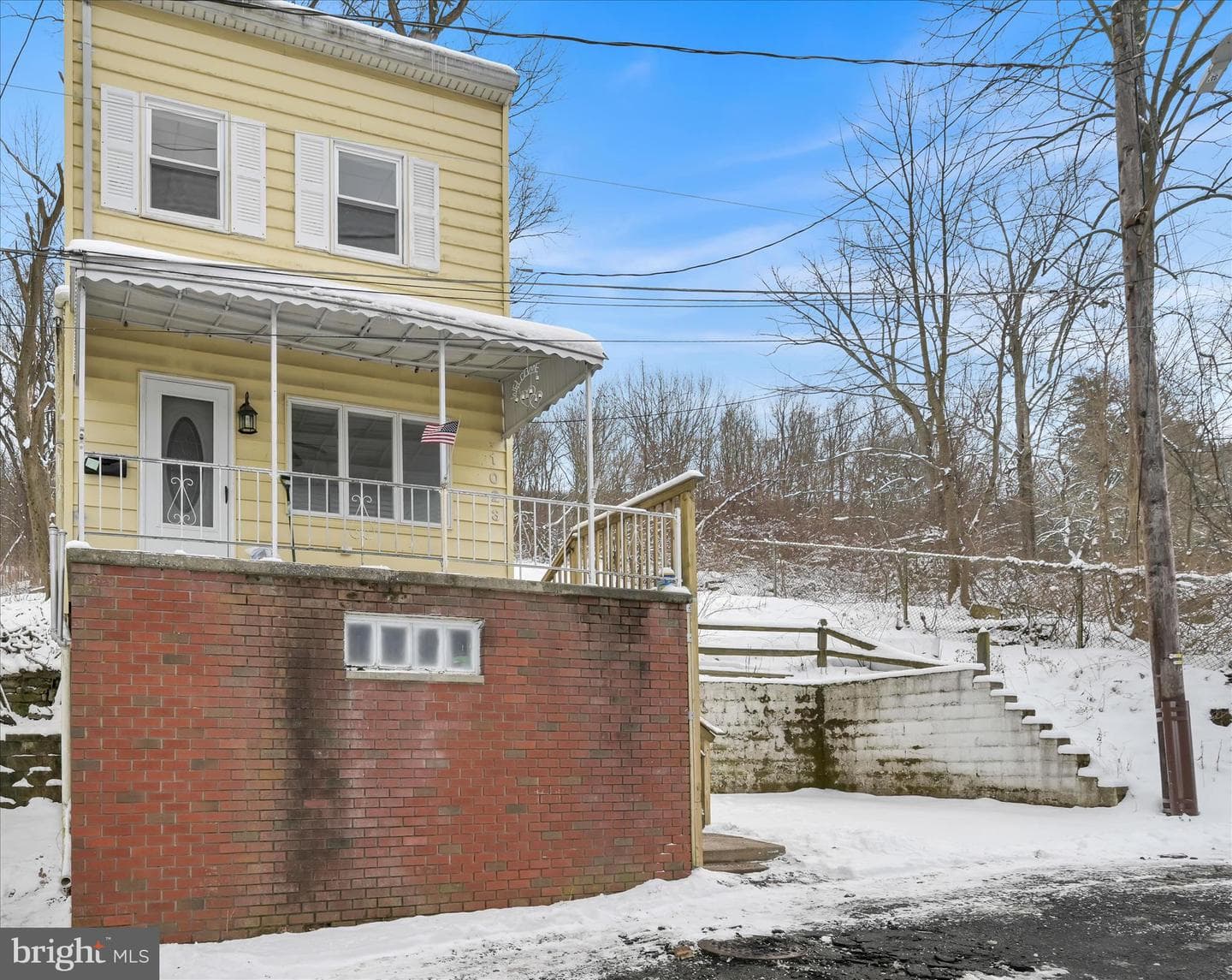 1023 W Schuylkill photo 1