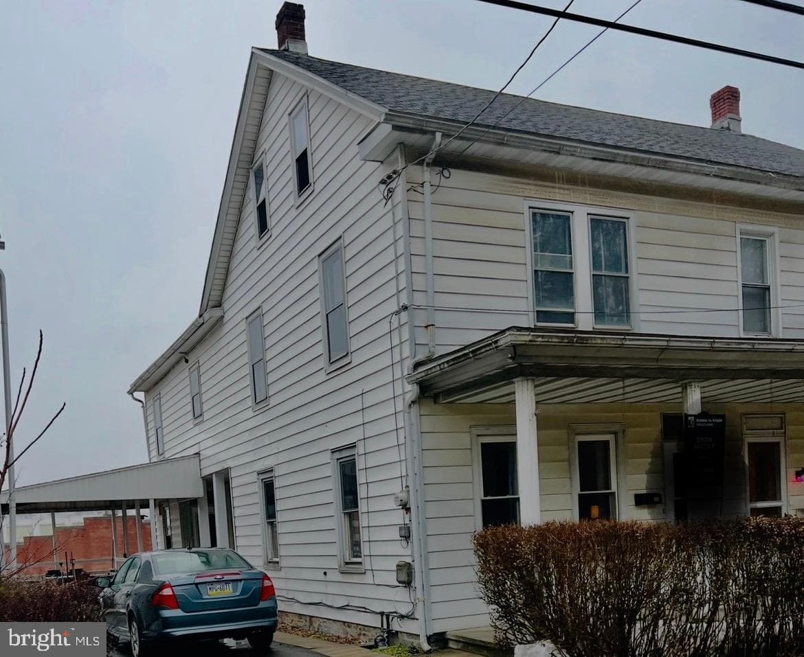 111 Pottsville Street photo 1