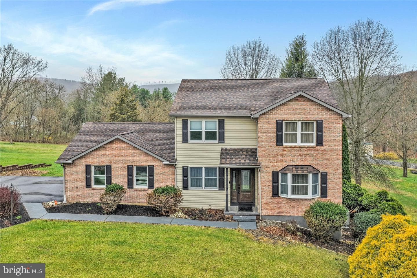 1004 Ridgeview Drive