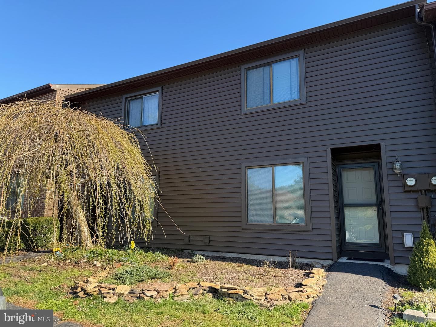 2604 Village Road