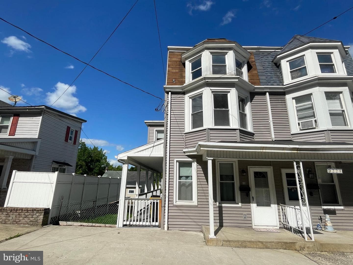 230 N Berne Street