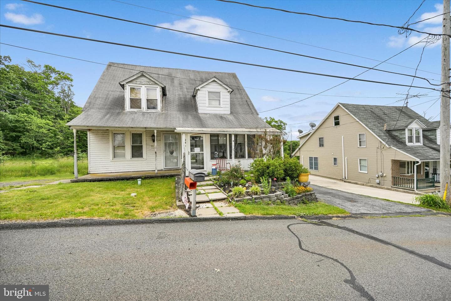 24 Upper Beechwood Avenue photo 1