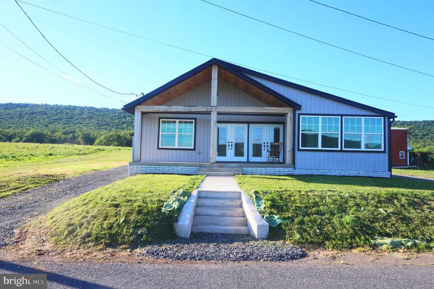 270 W Mountain Road, Hegins